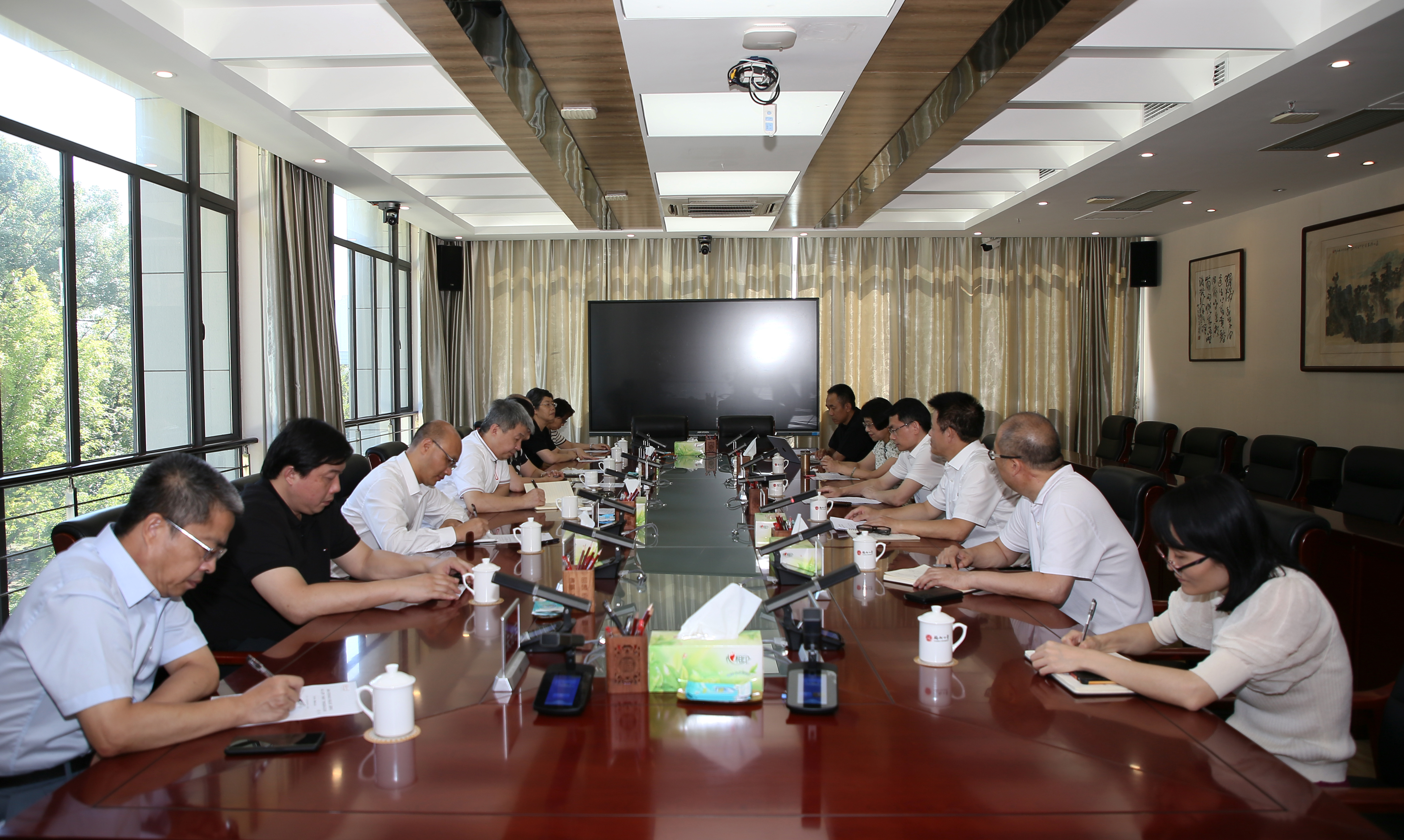 会议现场--宣传部.jpg 会议现场--宣传部.jpg