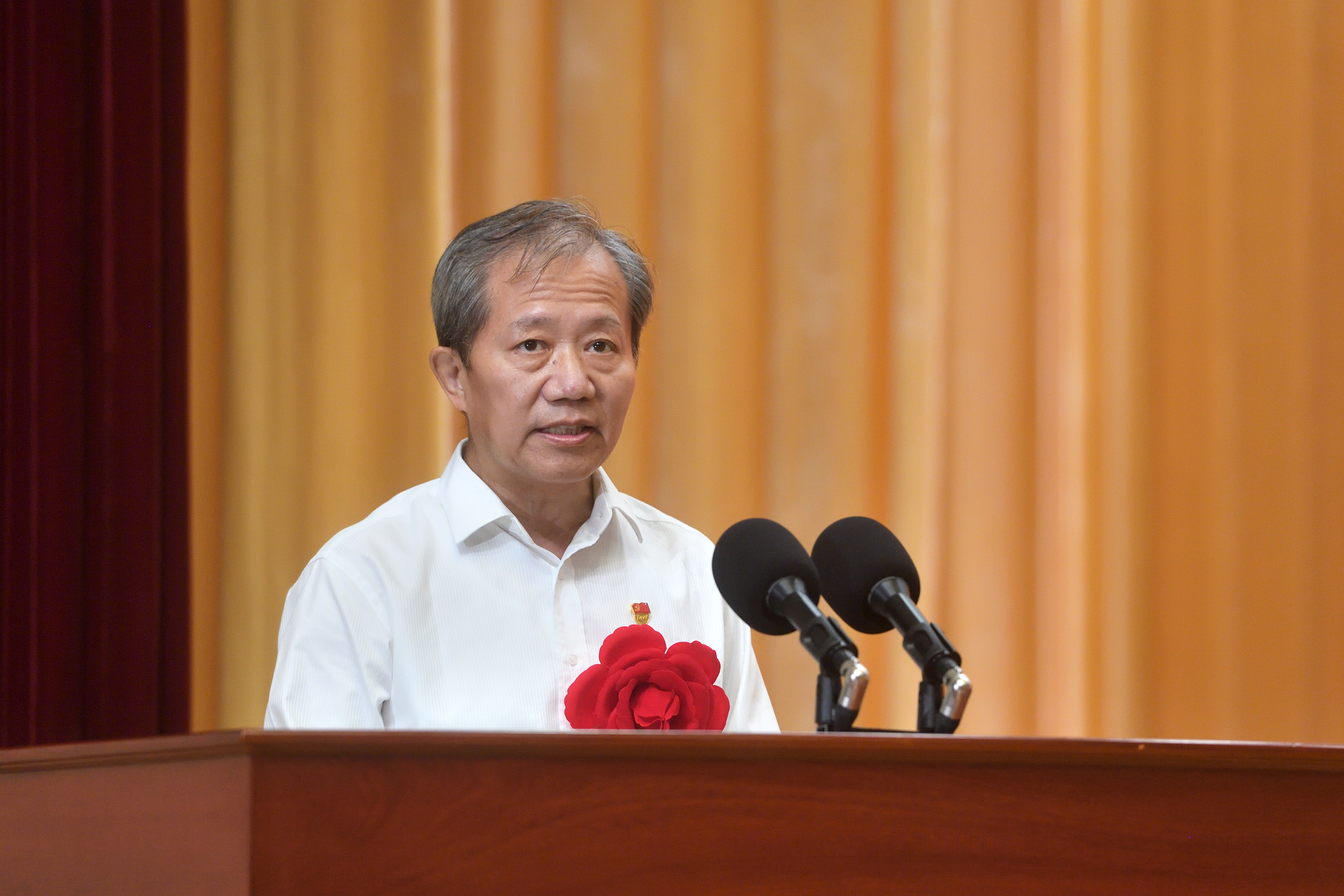 紫金学院蒋开喜教授.jpg